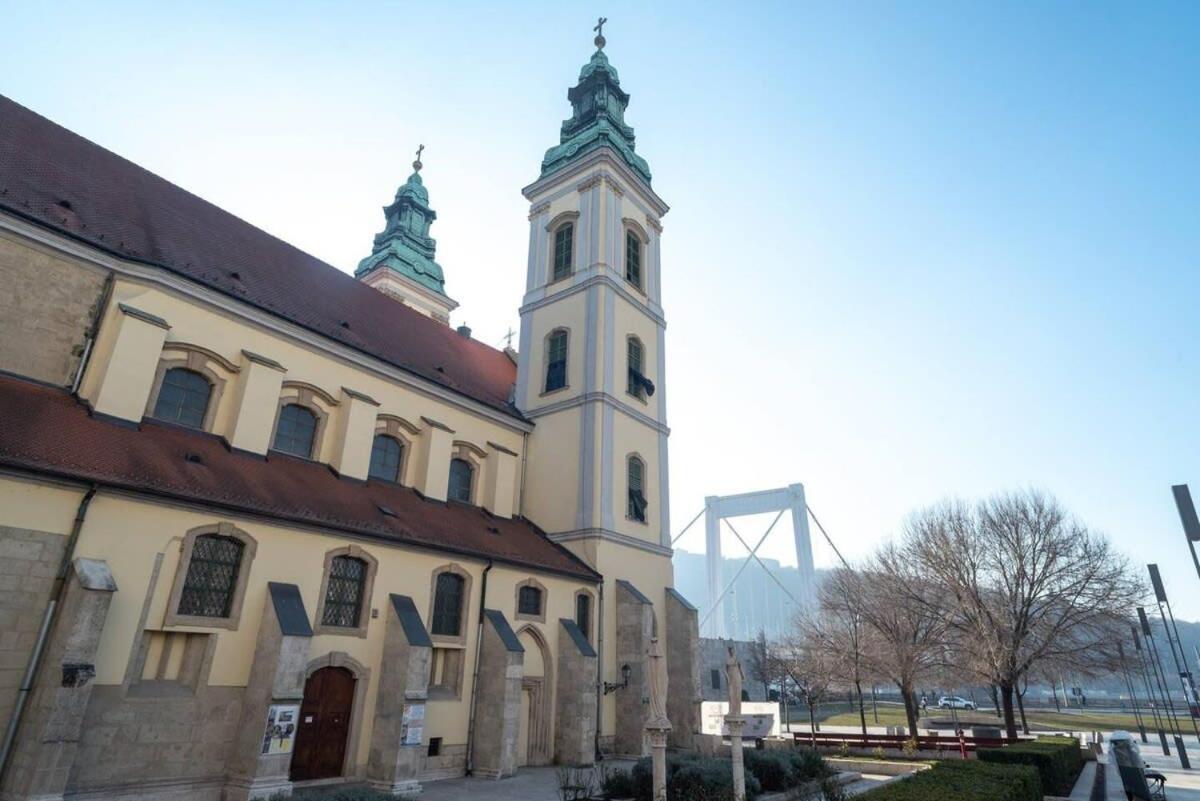 Convenient Apartment In The Heart Of Downtown Budapest Extérieur photo